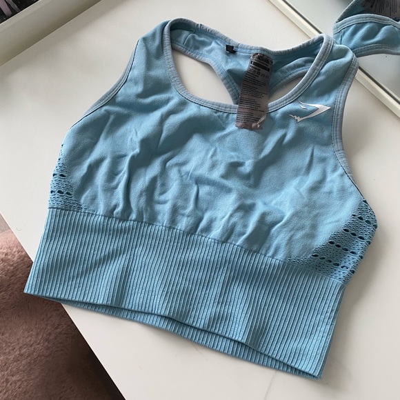 Gymshark sports bra/cropped shirt, turquoise, size small. Lightly used - Picture 1 of 3